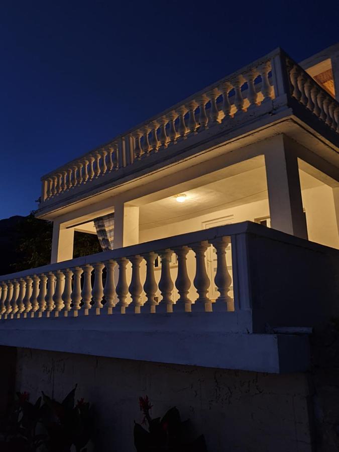 Kuca Za Odmor Seahouse Apartamento Karlobag Exterior foto