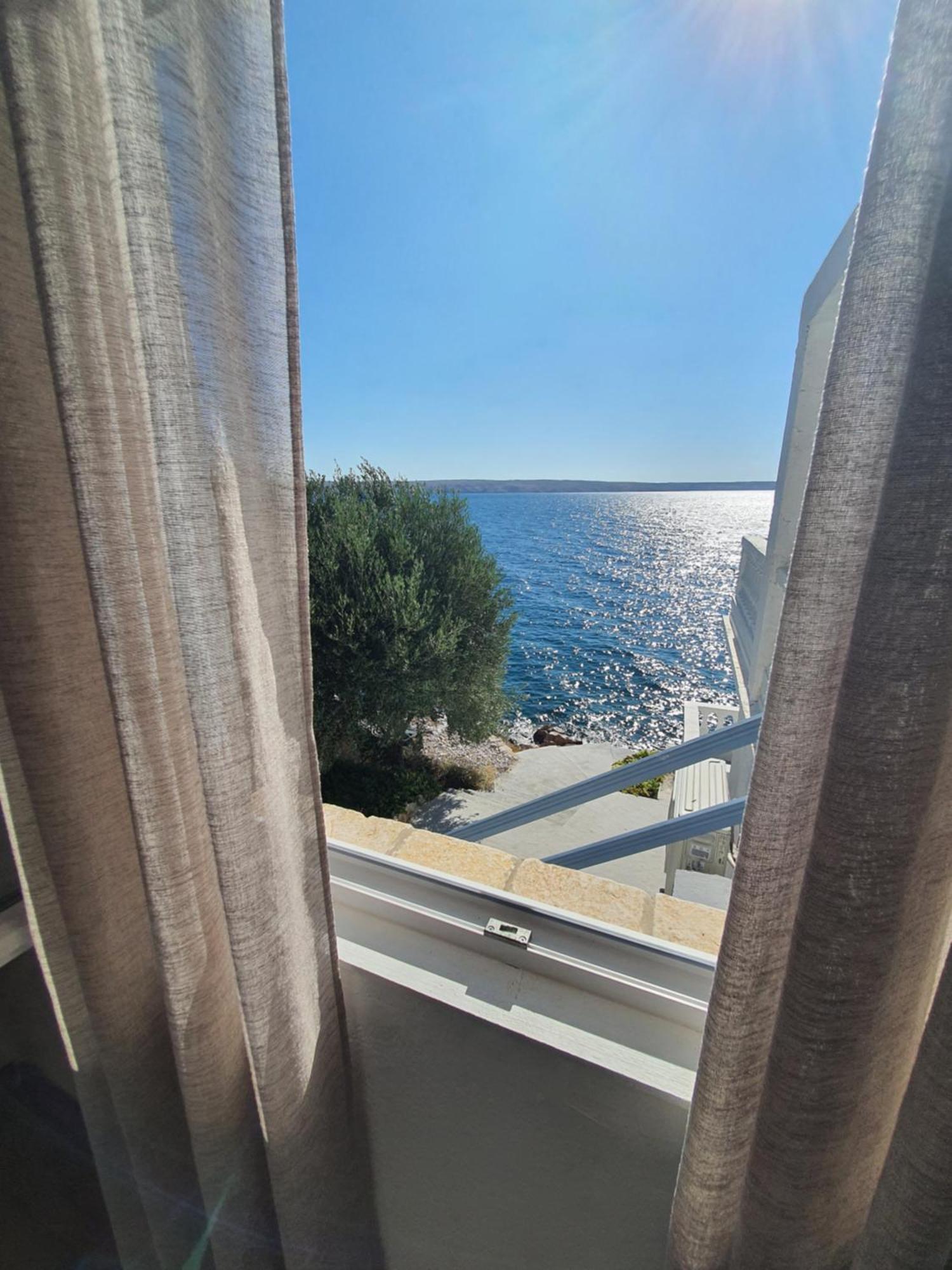 Kuca Za Odmor Seahouse Apartamento Karlobag Exterior foto